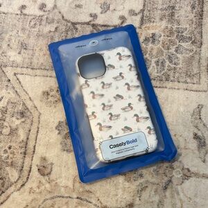 Casely Bold Duck Pattern iphone 14 case